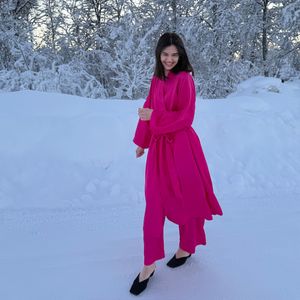 Hovedbilde M&oslash;rk Rosa - Viskosesateng