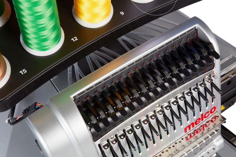 Melco EMT16X Broderingsmaskin (Brukt)